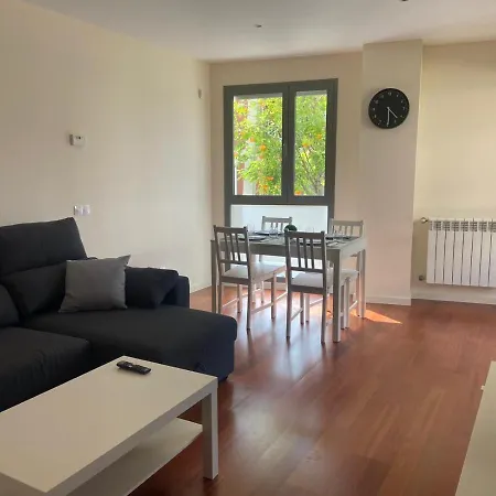 Daire Pirineos, Urb Margas Golf Sabiñánigo